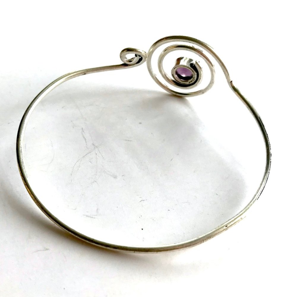 Unique wire cuff bracelet, Silver Swirl with Purple - Picture 9 of 12